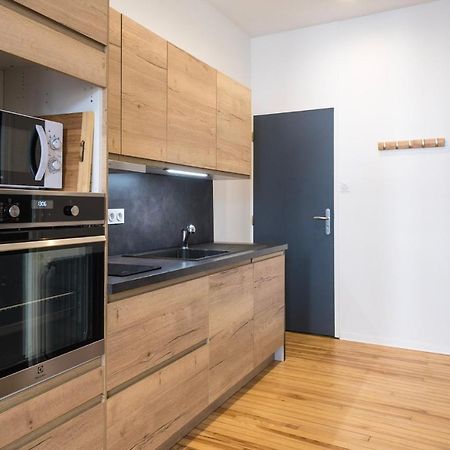 Studio Neuf, Charme De L'Ancien, Avec Balcon - 3 Etoiles, 4 Diamants Apartment บาญเญอ-เดอ-บีกอร์ ภายนอก รูปภาพ